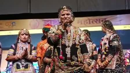 हाथरस महोत्सव में पद्मश्री गुलाबो सपेरा