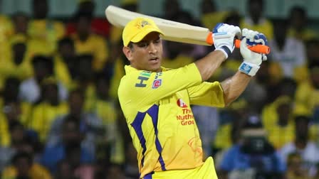 chennai super kings vs gujarat titans  IPL 2023  MS Dhoni  MS Dhoni IPL runs  MS Dhoni IPL record  ഇന്ത്യൻ പ്രീമിയർ ലീഗ്  ഐ‌പി‌എൽ  ഐ‌പി‌എൽ 2023  ചെന്നൈ സൂപ്പര്‍ കിങ്‌സ്  ഗുജറാത്ത് ടൈറ്റന്‍സ്  എംഎസ്‌ ധോണി  എംഎസ്‌ ധോണി ഐപിഎല്‍ റെക്കോഡ്