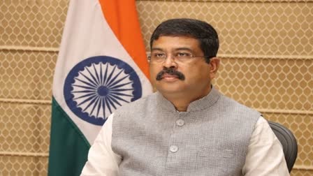 Etv Union minister Pradhan reaches Andhra Odisha disputed border asks Andhra Pradesh official to returnBharat