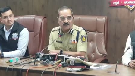 commissioner-of-police-pratap-reddy-has-warned-election-check-post-is-staffs