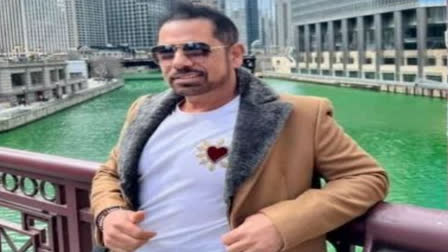 HARYANA CHIEF MINISTER MANOHAR LAL OSD JAWAHAR YADAV SAID NO CLEAN CHIT TO ROBERT VADRA IN DLF LAND DEAL