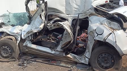 Surat Accident: સુરતના બારડોલી પાસે ગમખ્વાર અકસ્માત, એક જ પરિવારના 6 નાં મોત