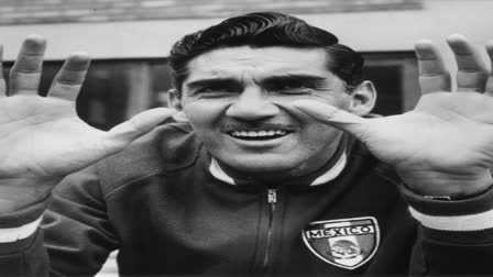 Mexico football legend Antonio Carbajal dies at 93