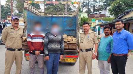 wood smugglers arrested in Almora