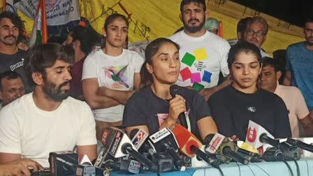 bajrang punia, vinesh phogat, sakshi malik