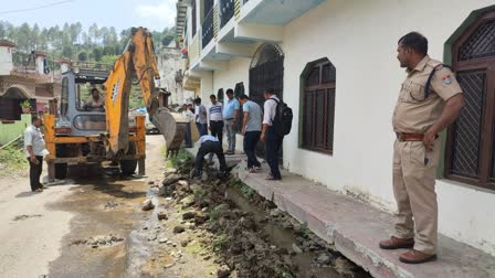 Deghat Encroachment