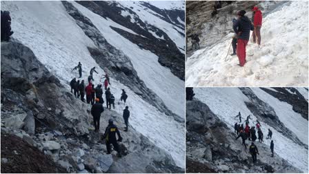 Avalanche on Hemkund Yatra Marg,