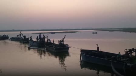 Unnao Periyar Beach