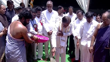 CM KCR