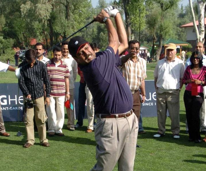 kapil dev wins avt champion tour golf tournament