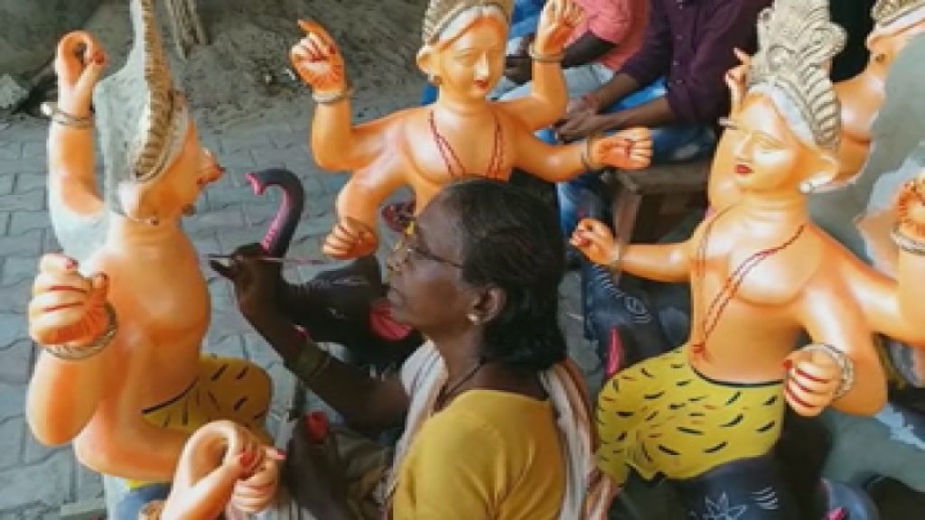 artist making idol of Maa Durga in siwan