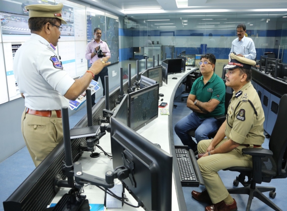 bangalore police commissioner visited hyderabad