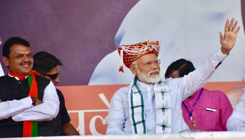 devendra fadanvis and narendra modi