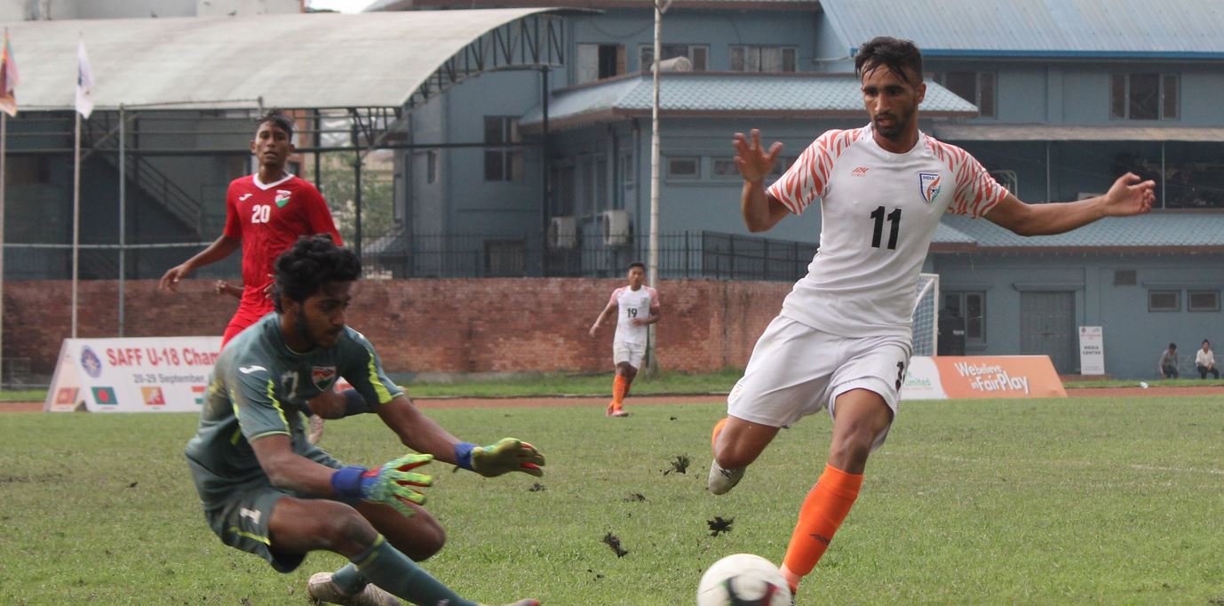 india beat maldive in saff tournament and enters final