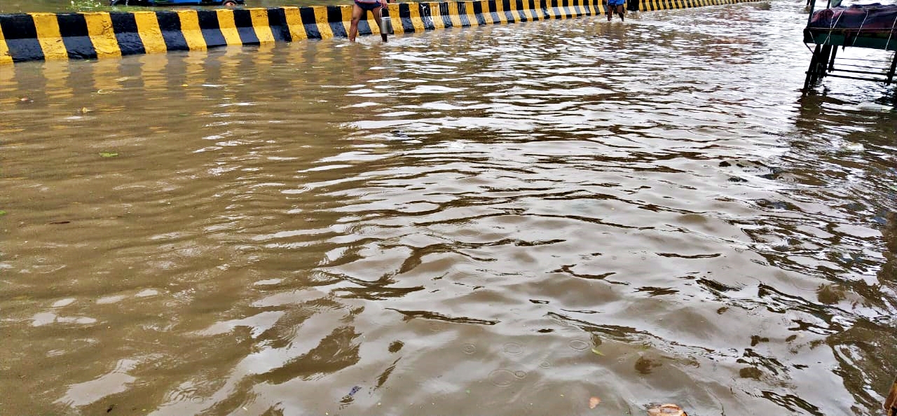 heavy rain causes waterlogging