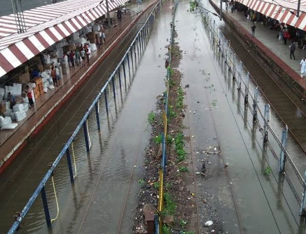 rains affect the rail service in Bihar