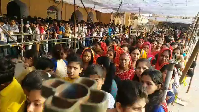 जयपुर खबर, जयपुर में नवरात्री पूजन, second day of Sharadiya Navratri, Worship of goddess Brahmacharini, ब्रह्मचारिणी की पूजा-अर्चना