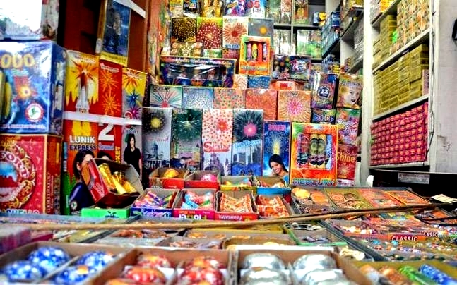 chinese firecrackers reaching india illegally