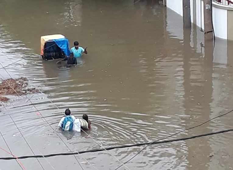 HEAVY RAINS LASHED OUT PATNA