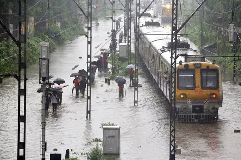 water logging problem continues in patna