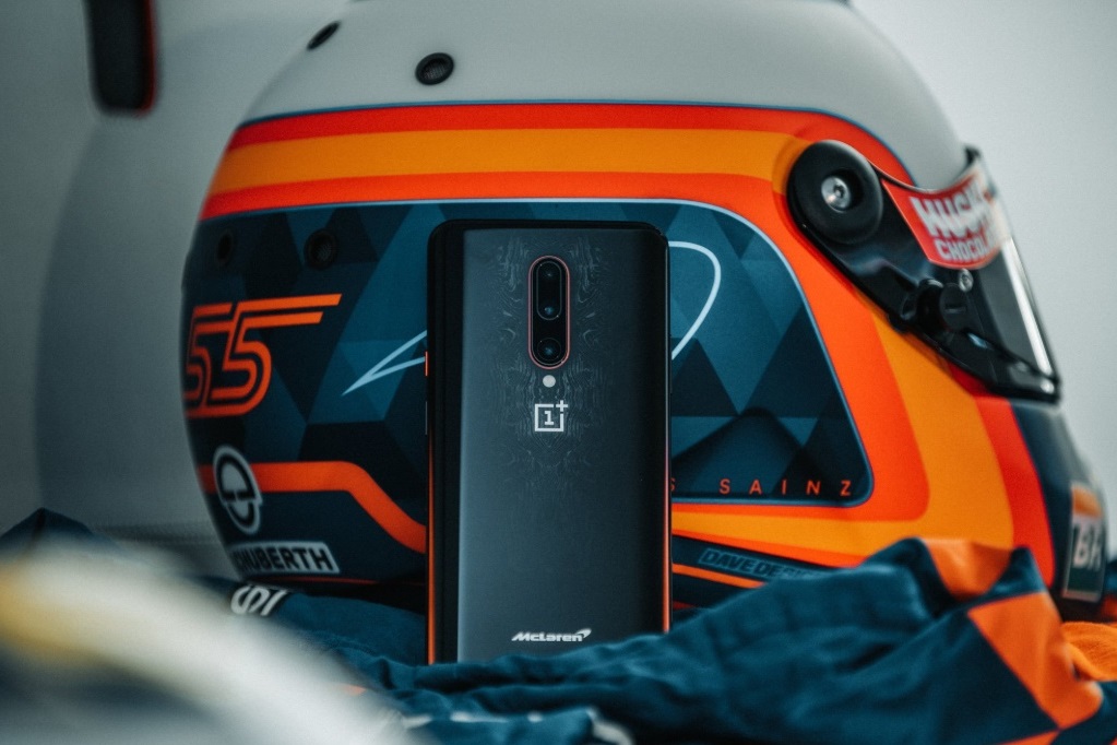 oneplus 7tpro, oneplus 7t pro mclaren edition, oneplus launches flagship smartphone, oneplus 7tpro mclaren edition  oneplus 7t Pro, oneplus 7t pro specifications, oneplus 7t Pro price, oneplus flagship smartphone, वन प्लस स्मार्टफोन, technology news, oneplus 7t pro launch, oneplus camera, oneplus 7 pro smartphone, oneplus 7 pro camera, oneplus 7T Pro McLaren Edition,  oneplus mclaren edition,  Warp Charge, oneplus 7t Pro McLaren Edition, oneplus mcLaren edition, amoled display, mobile news, oneplus latest news, corning gorilla glass, oxygen os