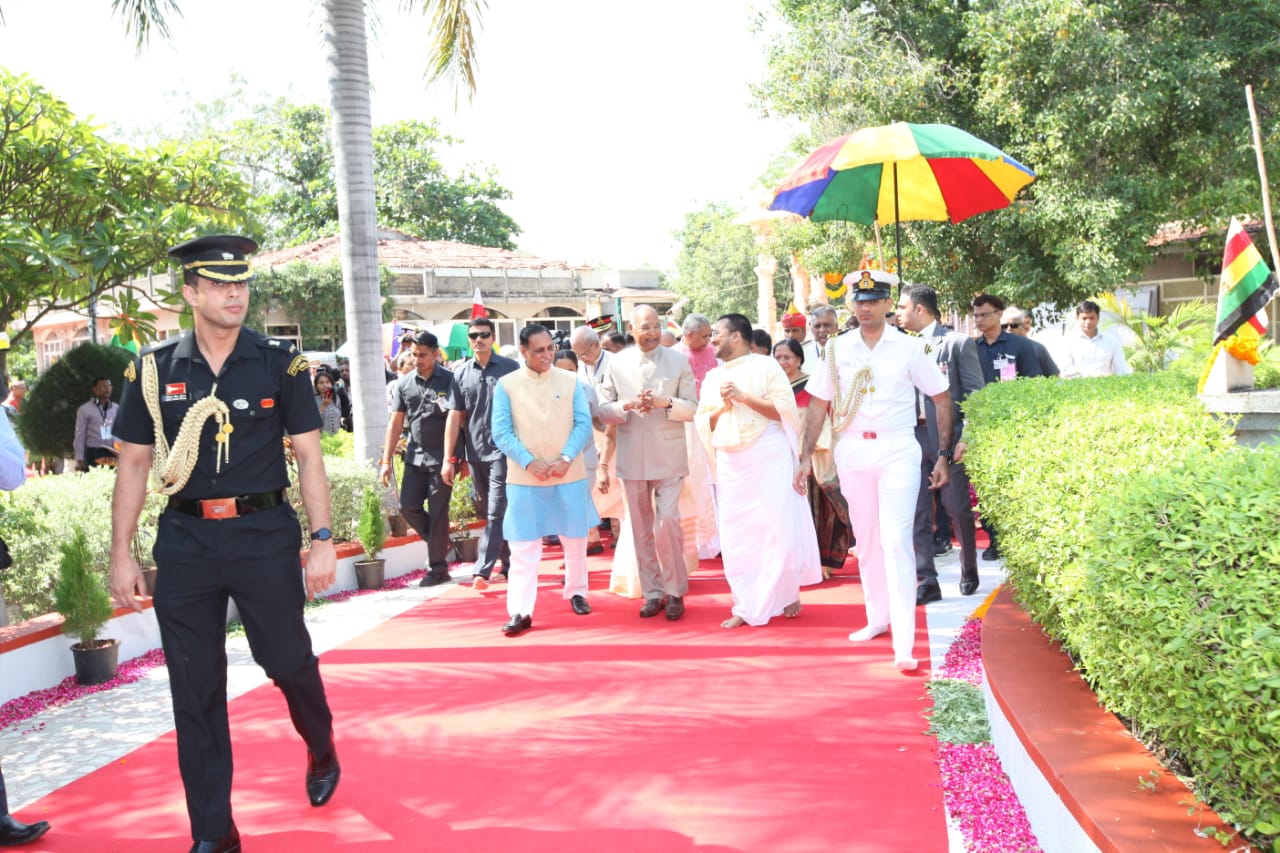 President Kovind Jain visits Center for Aaradh