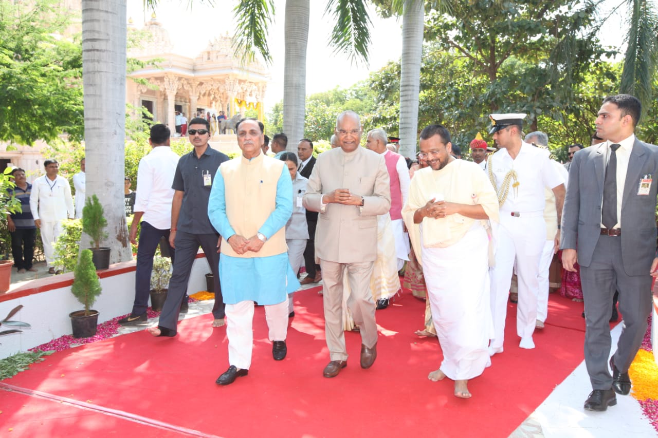 President Kovind Jain visits Center for Aaradh