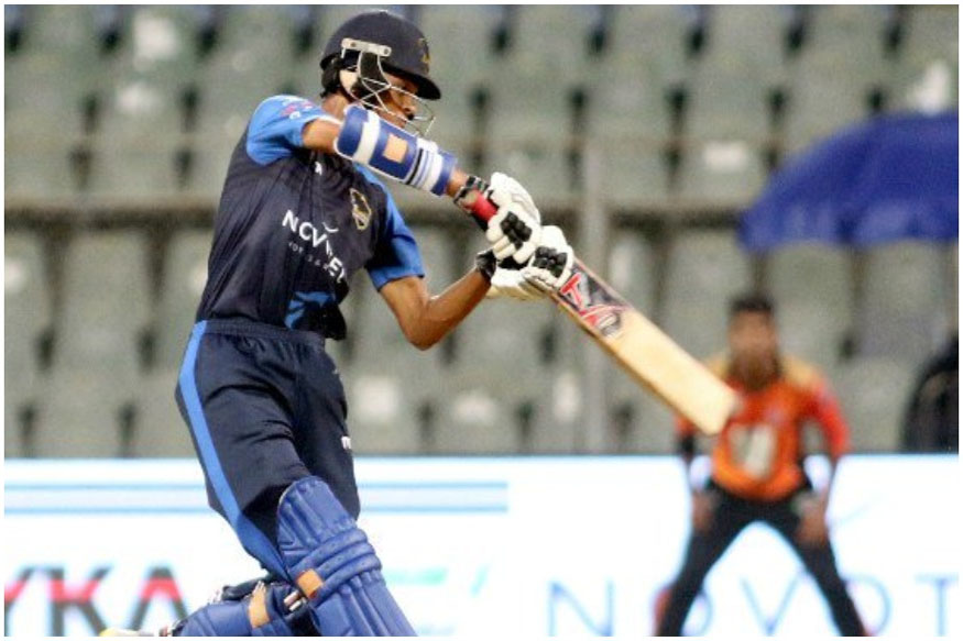 yashasvi jaiswal hits double century in vijay hazare trophy