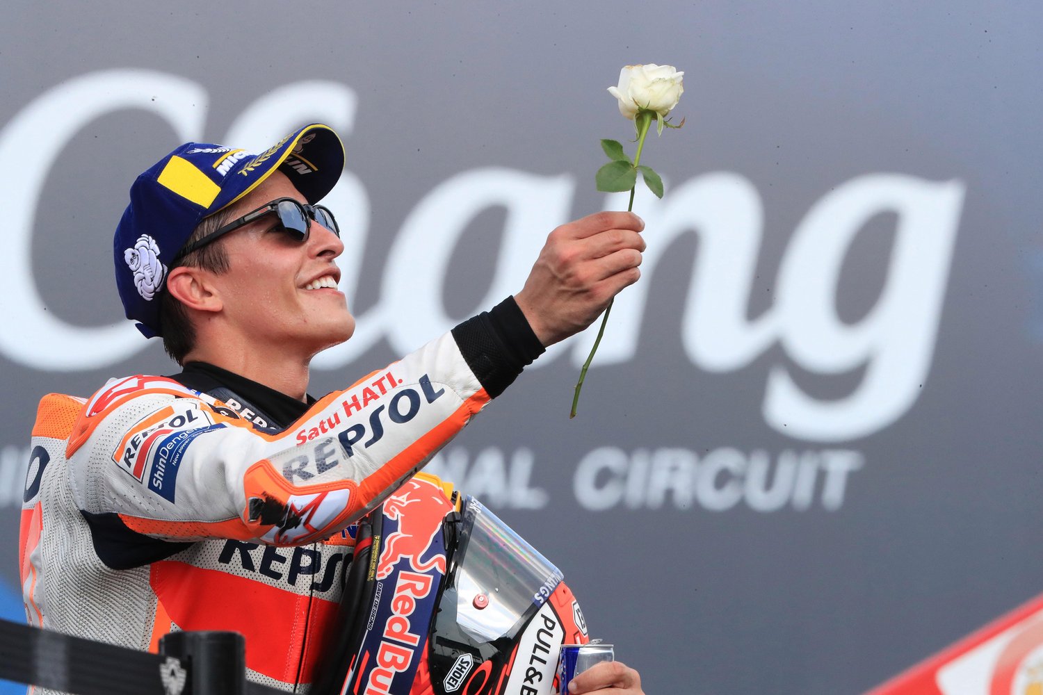 marc marquez wins japan gp and 10th title