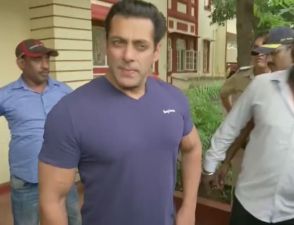 Bollywood actor Salman Khan cast his vote from Bandra West