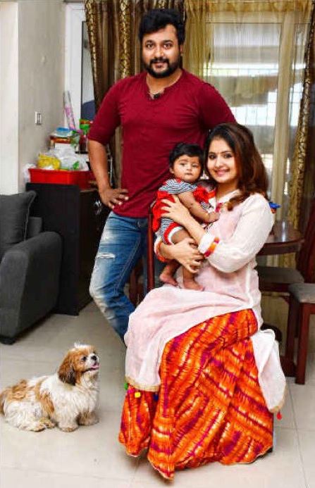 Bobby simha and Reshmi menon