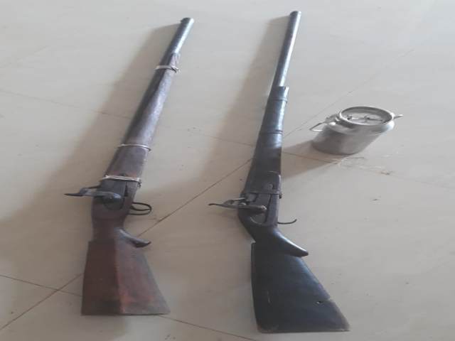 Three naxalites arrested with weapons in bijapur