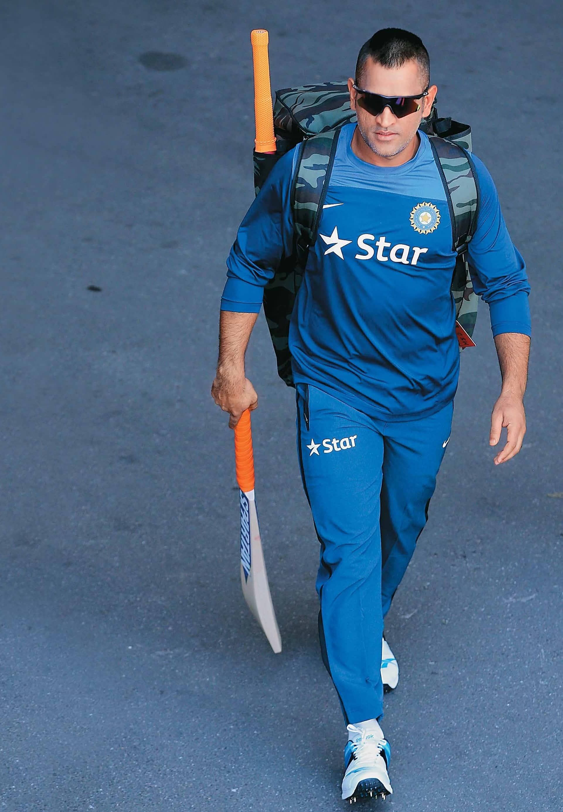 Dhoni