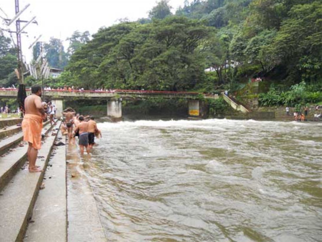 ways-to-reach-ayyappa-shabarimala-by-bus-train-vehicle-from-telanagana-ap