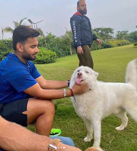 rishabh pant visited ms dhoni in ranchi