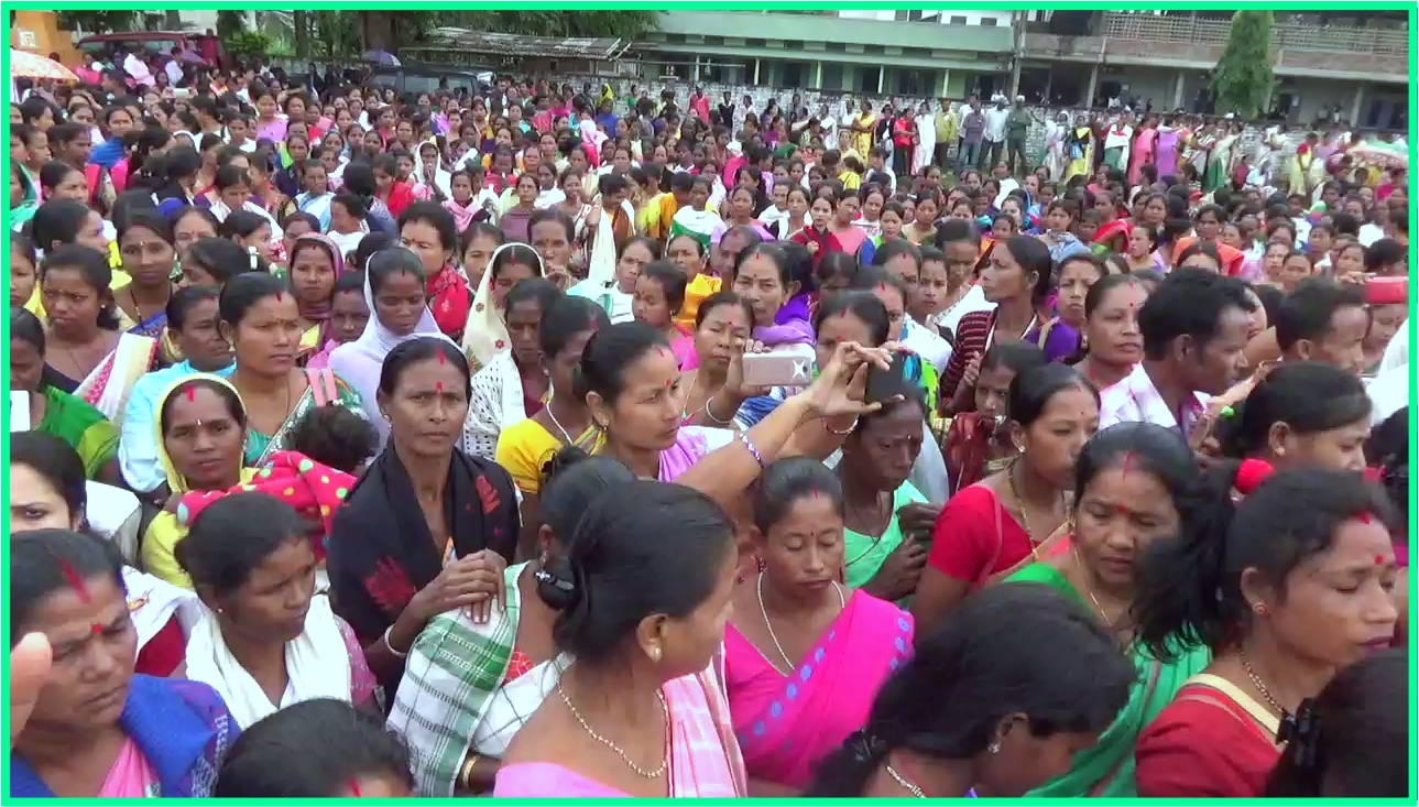 TINGKHONG WOMEN PROTEST AGAINST SMALL FINANCE COMPANY