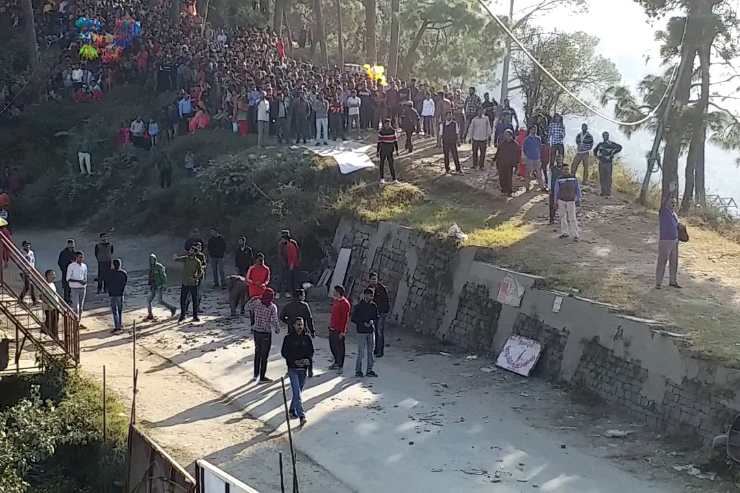 stone pelting fair played in dhami shimla