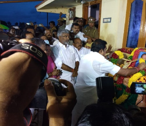 TN CM and Dy CM paid condolences to two-year-old Sujith