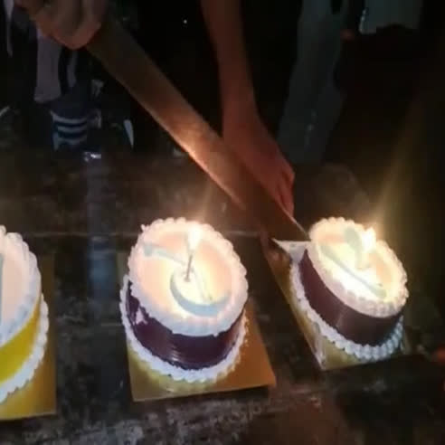 10k subscribe Special Cake Cutting On Youtube Channel Nishad Vlogs  #nishadvlogs #ritiknishad #lalitnishad #lalitnishadvlogs #10kspecial… |  Instagram