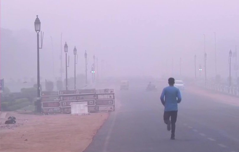 Layer of smog around Rajpath