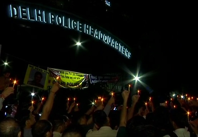 Candlelight protest by Delhi Police personnel