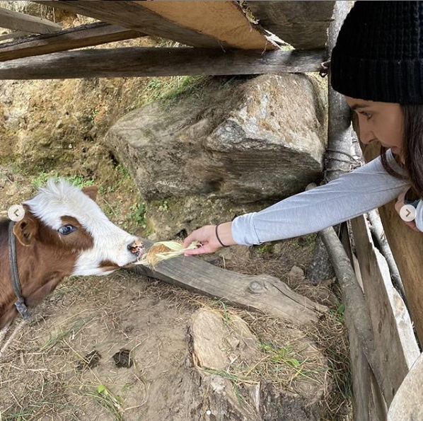 ANUSHKA SHARMA AND VIRAT KOHLI'S RECENT TREKKING EXPERIENCE AT BHUTAN