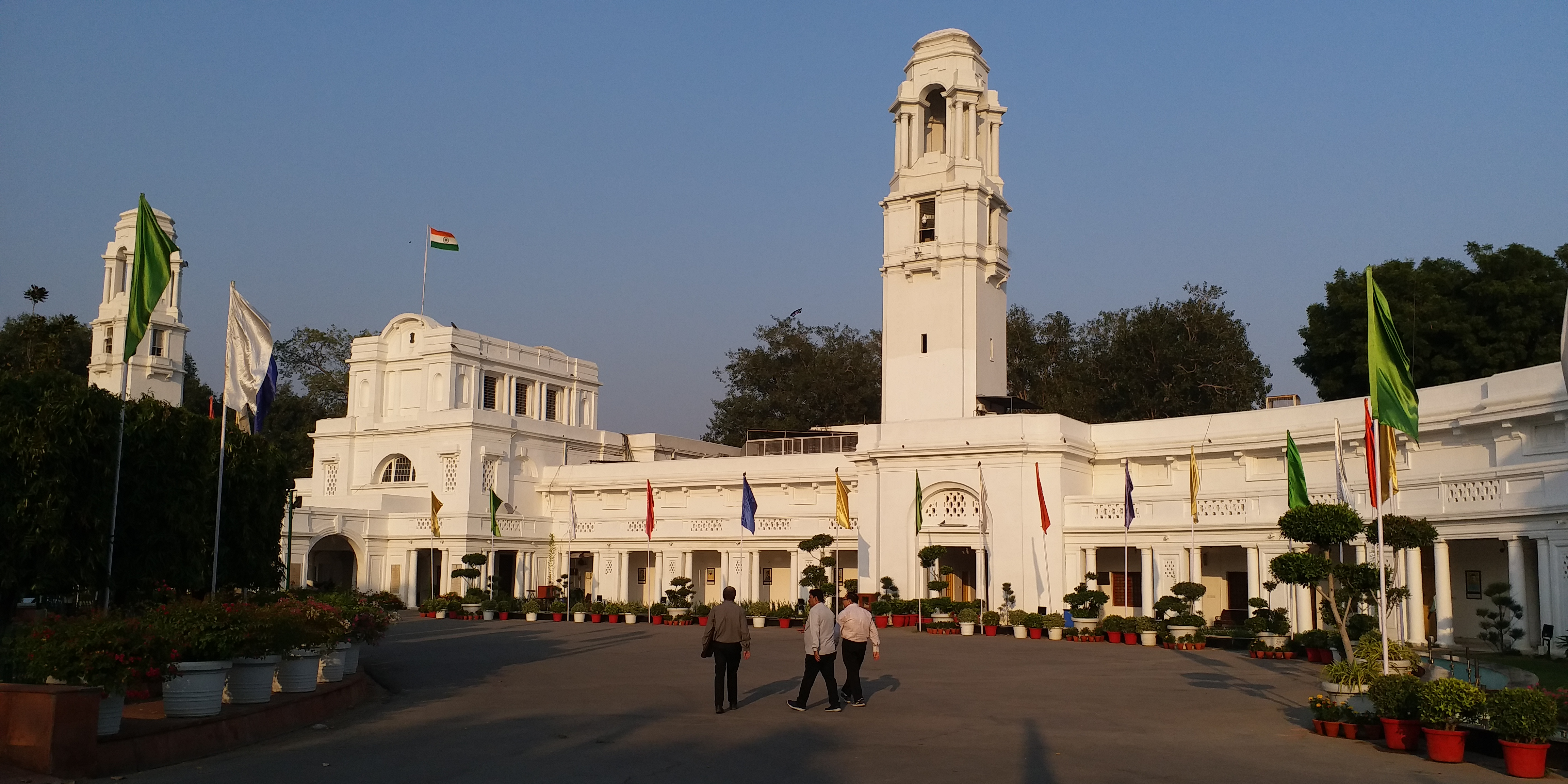 delhi assembly will conduct youth parliament