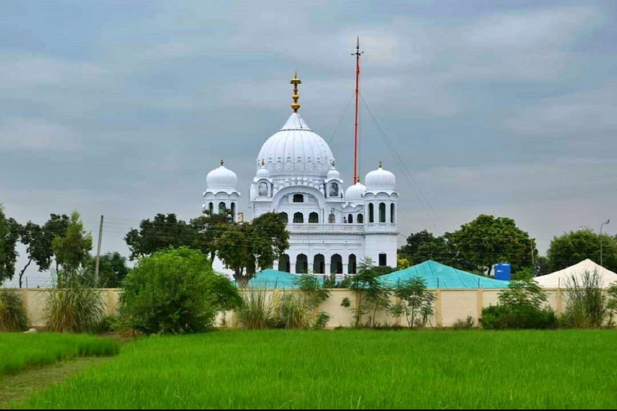 navjot singh sidhu to travel pakistan through the kartarpur sahib