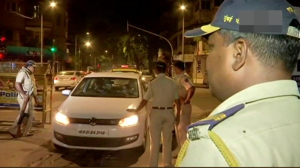 security beefed up at check-points in Mumbai