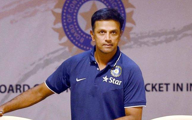 Rahul dravid may  soon decide on the issue of conflict of interest