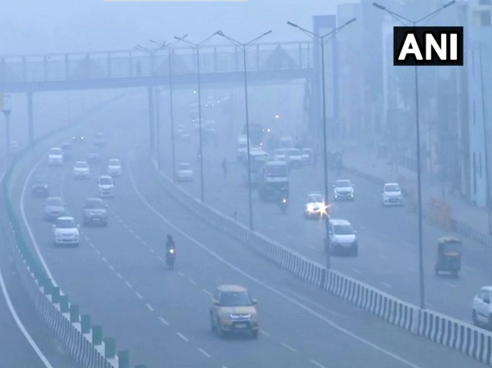 delhi-air-quality-remains-severe-schools-closed