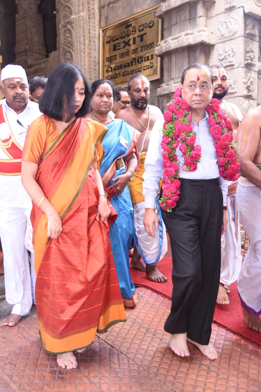 CJI Ranjan Gogoi offers prayers to Lord Venkateswara