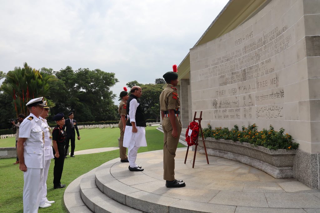 rajnath-pays-tributes-to-second-world-war-martyrs-at-singapore