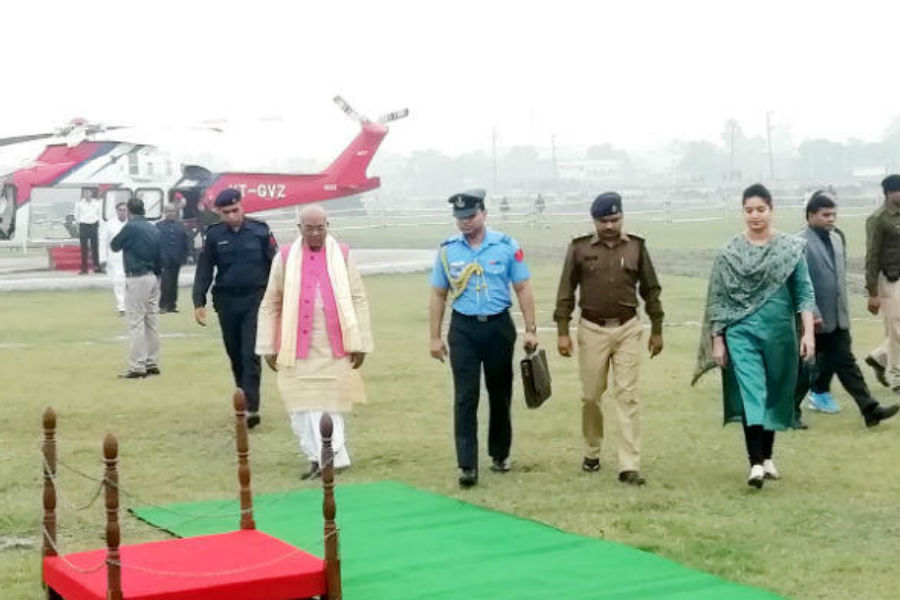 सिवान पहुंचे हरियाणा के राज्यपाल सत्यदेव नारायण आर्य